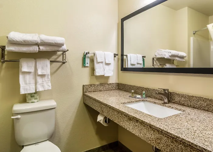 Cobblestone & - Hotel Torrington