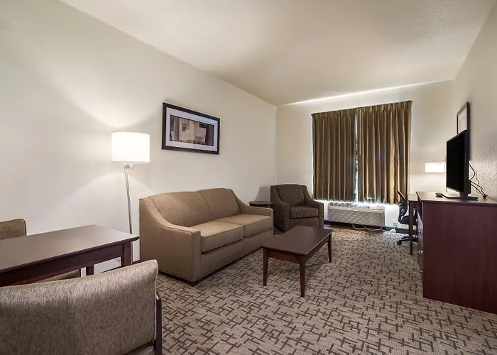 Cobblestone & - Hotel 2*