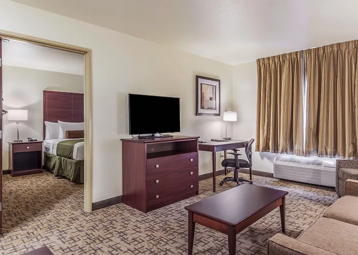 Hotel Cobblestone & - Torrington