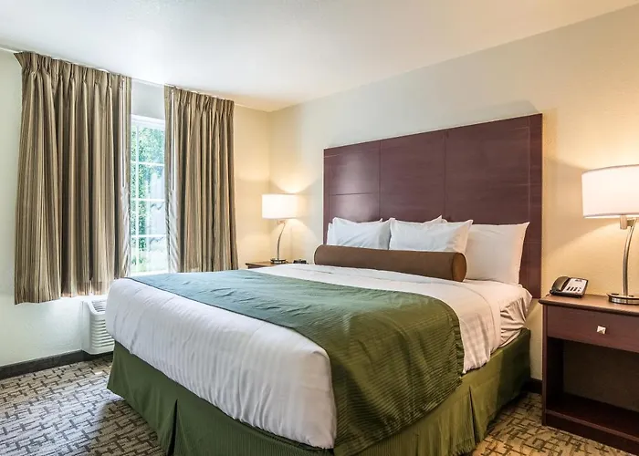 Cobblestone & - Hotel Torrington